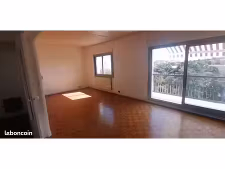 lyon 5e – point du jour – appartement avec rooftop de 80 m²