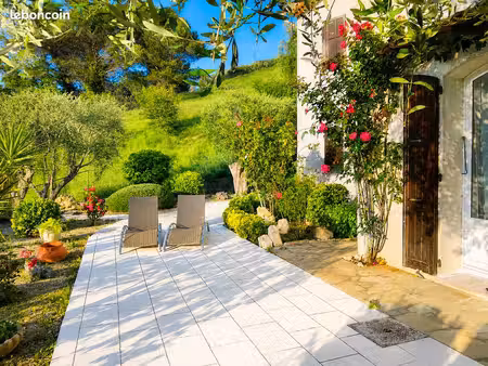 vente villa la trinité 200 m² jardin  appartement indépendant