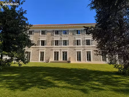 appartement d'exception de 195 m² avec 1000 m² de jardin – saint-didier-au-mont-d'or