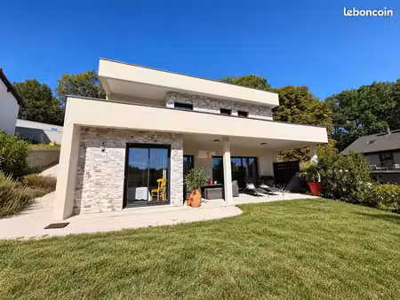 maison 5 pièces 140 m²