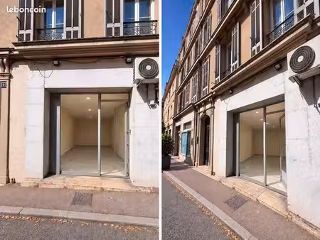 local commercial 25 m2 à louer