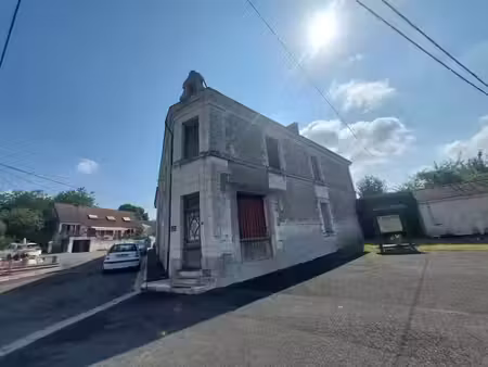 vente maison 4 pièces 200 m² à jeu-maloches (36240)  39 500 €