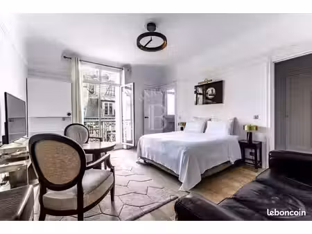studio 1 pièce 32 m²
