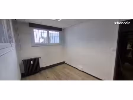 local commercial