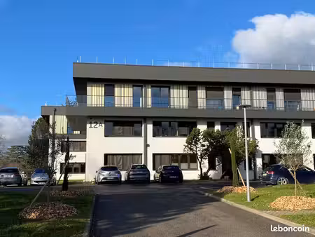 bureau de 110 m² à louer à tassin