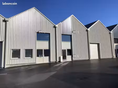 local d'activité 310 m²