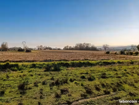 terrain 790 m² manziat