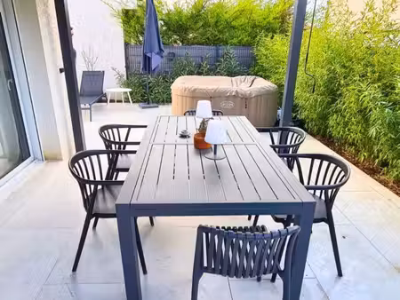 maison - 3 chambres - terrasse - jardin - climatisation - garage