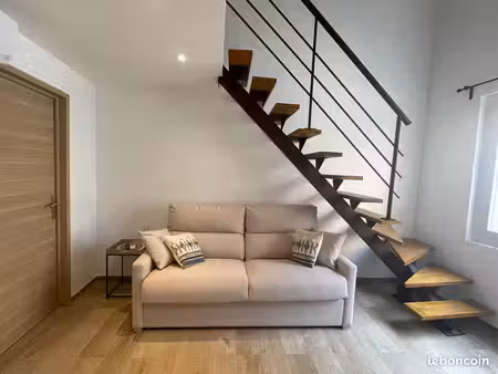 duplex cosy 35 m² rénové à neuf – carré d’or saint-raphaël
