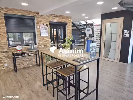 local commercial 272 m² bourg-en-bresse