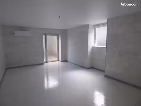 loue studio récent