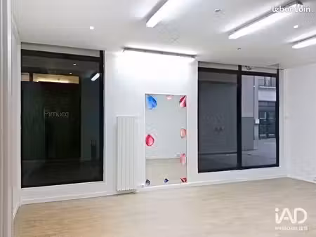 boutique 97 m² paris