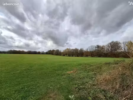terrain 4800 m² esqueheries