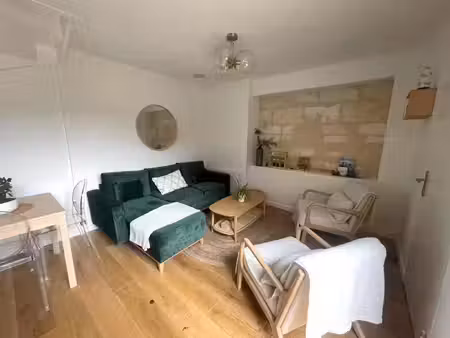 t3 duplex en très bon état avec 2 chambres  sdb  sde  terrasse et parking