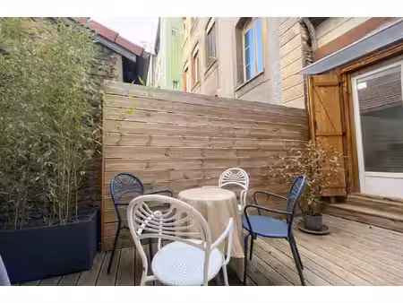 duplex avec terrasse et mur commerciaux / saint-étienne hyper centre