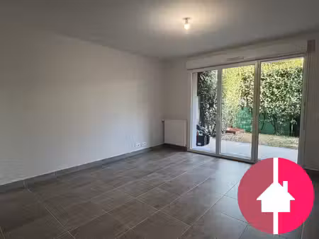2 pieces a louer avec jardin