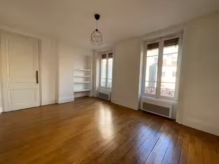 6 rue rabelais