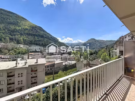 appartement lumineux avec grand balcon