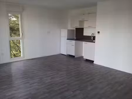 quartier de la vecquerie  t3 de 64 10 m2