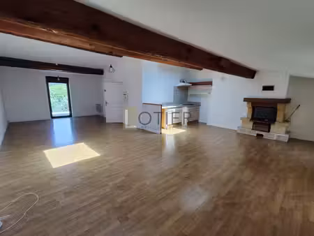 studio spacieux au centre de limoux
