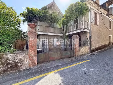 a vendre maison à rénover au centre d'auch 4 pièces 84 m2 avec jardin
