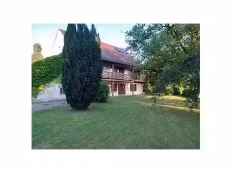 dole (39100) maison 9p   6 chambres  270m2  terrain de 3600m2
