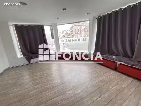 local commercial 60.8m² à louer 590 - belfort 90000