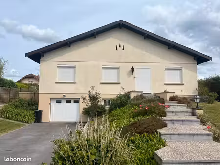 maison familiale 4 pièces 91 m2 avec jardin et garage à dogneville