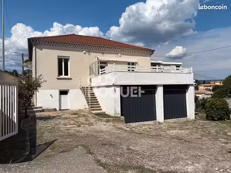 local commercial 242 m² aubenas