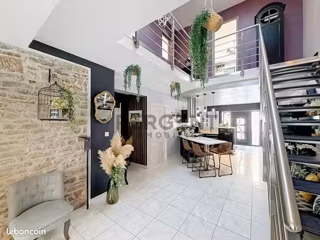 maison de village 6 pièces 185 m²