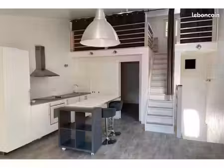 coup de cœur – grand t3 80 m² au cœur de barjols – 850