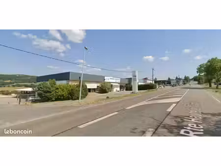 local commercial 600 m2 villefranche de rouergue