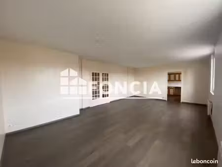 appartement 5 pièces 108.85m² à louer 790 - charleville-mezieres 08000