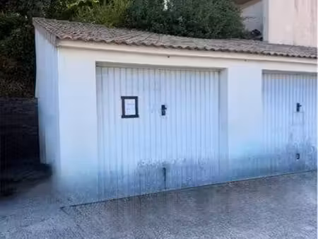garage  box