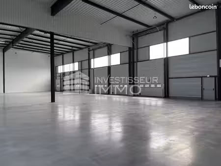 local d'activité 7 068 m²