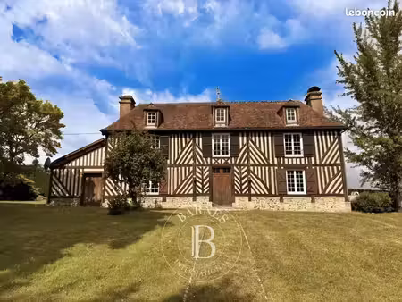 maison 9 pièces 300 m²