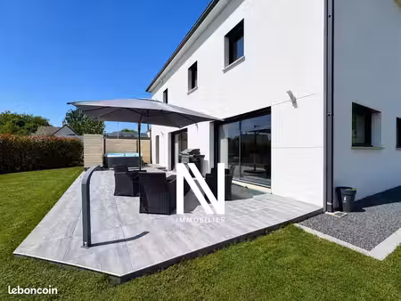 propriété 8 pièces 222 m²