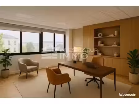 bureau 14 m²
