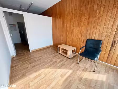 local commercial 56 m² chaville