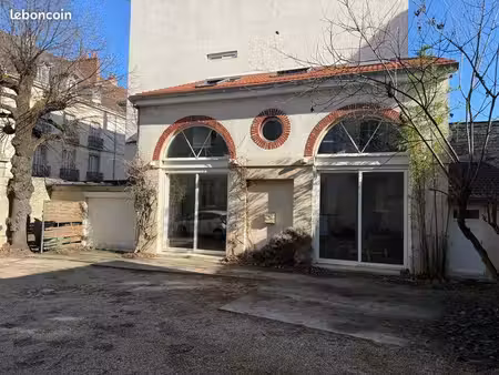 local bureau dijon