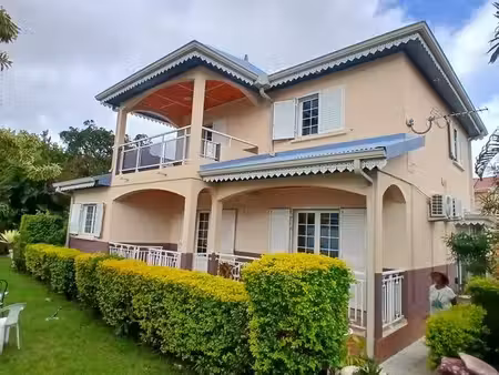 maison 5 pièces 122 m²