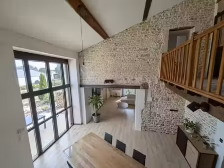 maison à vendre aigondigne 6 pièce(s) 157m2 285 000€