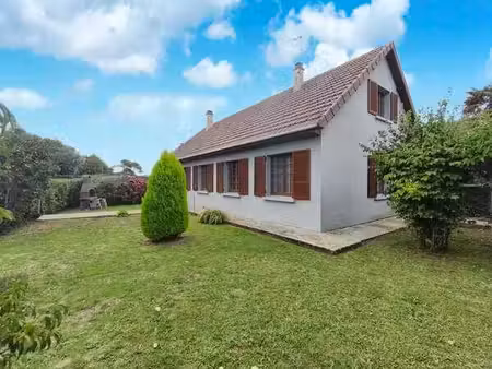 plain pied 4 chambres jardin 2 garages