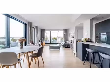 penthouse à louer à saint-gilles pour € 3.350 avec 3 chambres à coucher