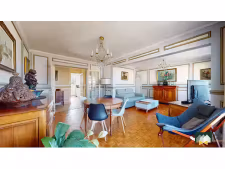 appartement de charme - 5 pièces / 3 chambres avec balcons  gar