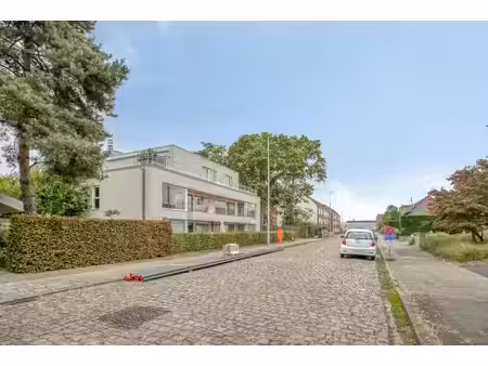 instapklaar appartement met zonnig terras te koop in rumbeke