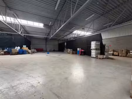 à louer entrepôt et bureaux heist-op-den-berg