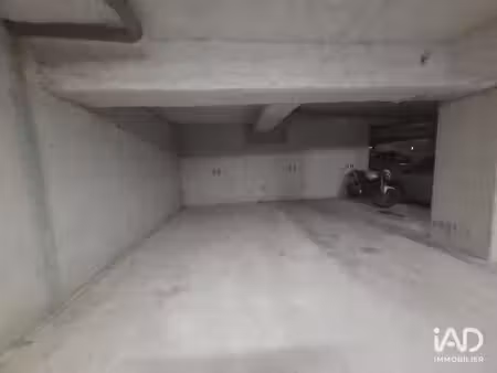 parking à saint-fargeau-ponthierry (77310)
