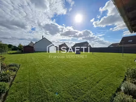 maison individuelle de plain pied   garage   grand jardin