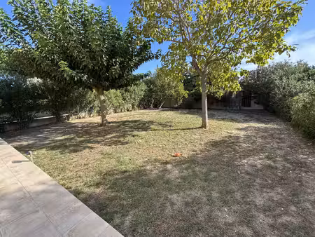 aigues-mortes  jolie villa p4 avec jardin et garage